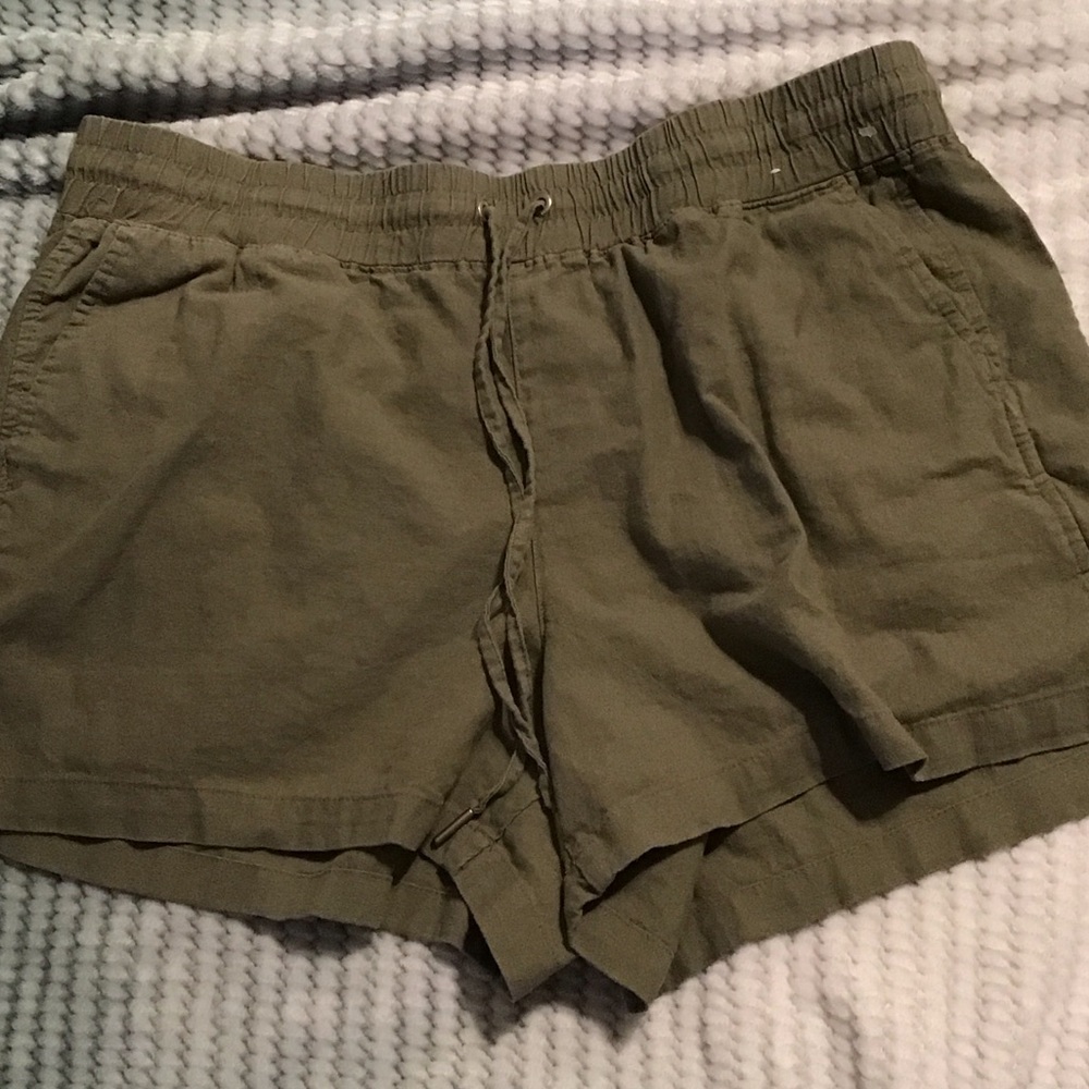 GAP Factory Khaki Women's Cargo Shorts Size XXL
